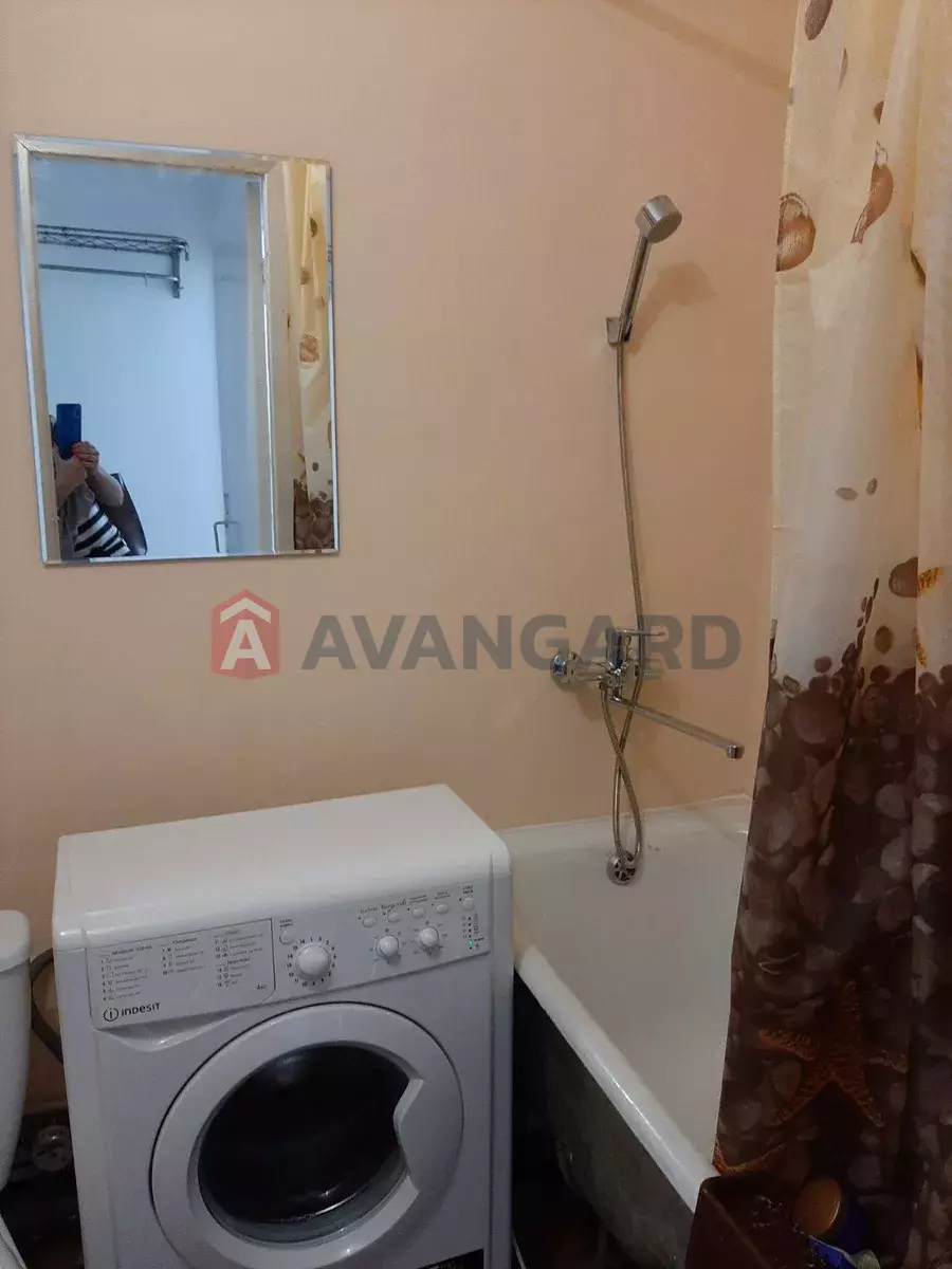 1 ����. ��������, 22/-/6 ��. �., 7/9 ���� ���� 3