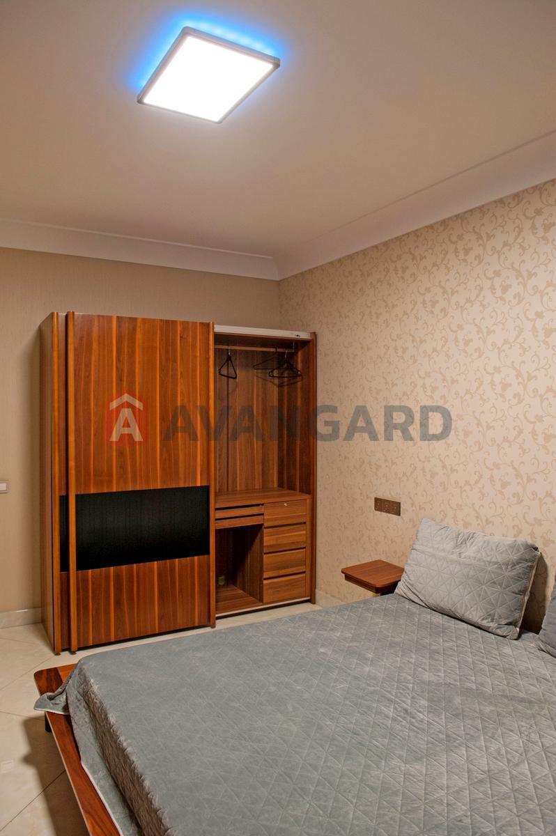 2 ��. ��������, 88/43/22 ��. �., 5/23 ������ ���� 24