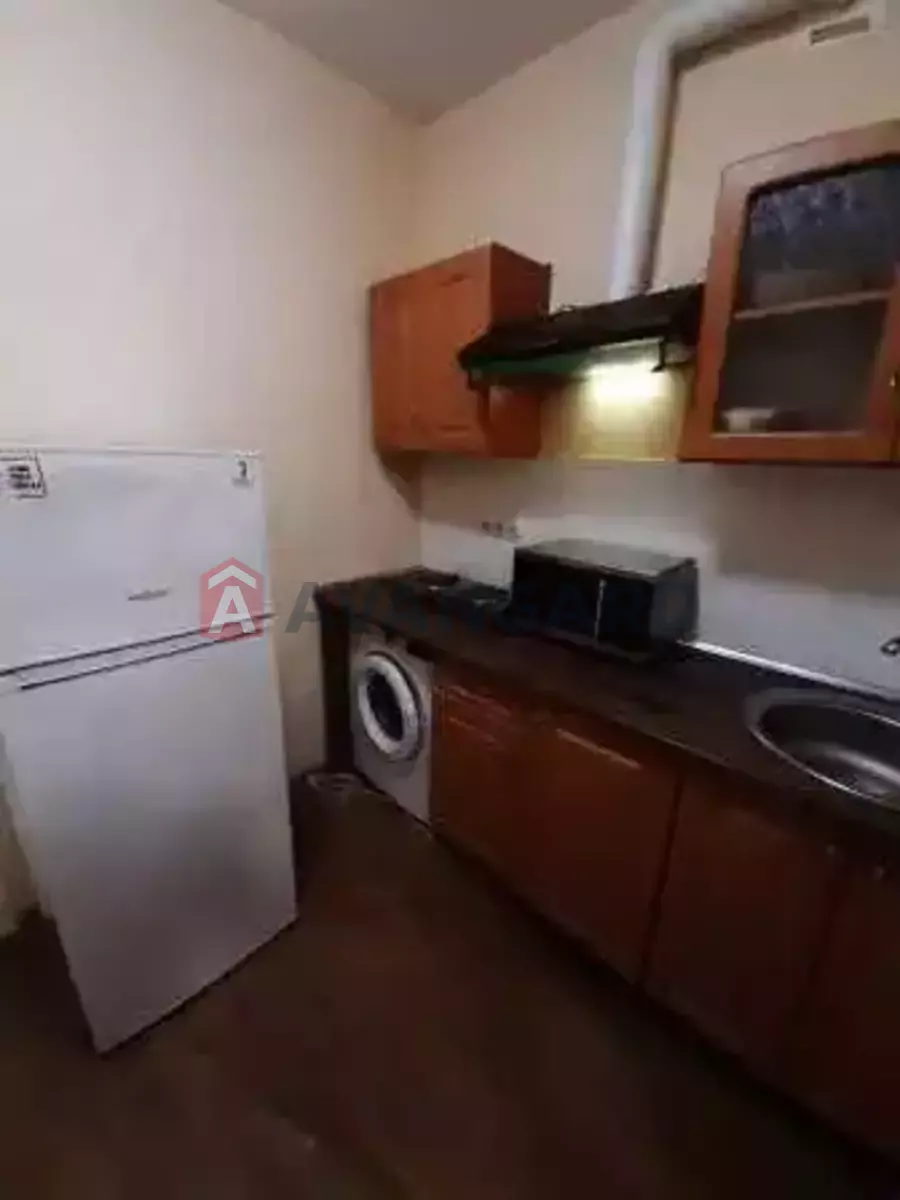 1 ����. ��������, 23/-/- ��. �., 2/4 ���� ���� 3
