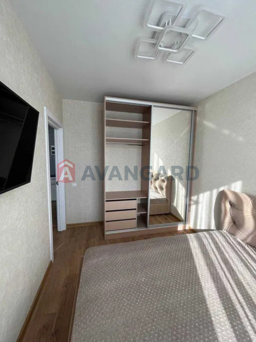 1 ����. ��������, 34/-/20 ��. �., 17/24 ���� ���� 7