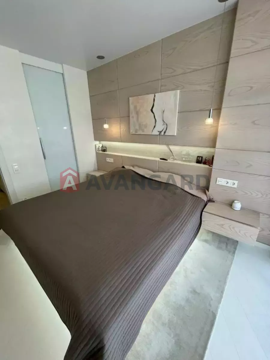 2 ��. ��������, 47/-/- ��. �., 7/17 ������ ���� 4