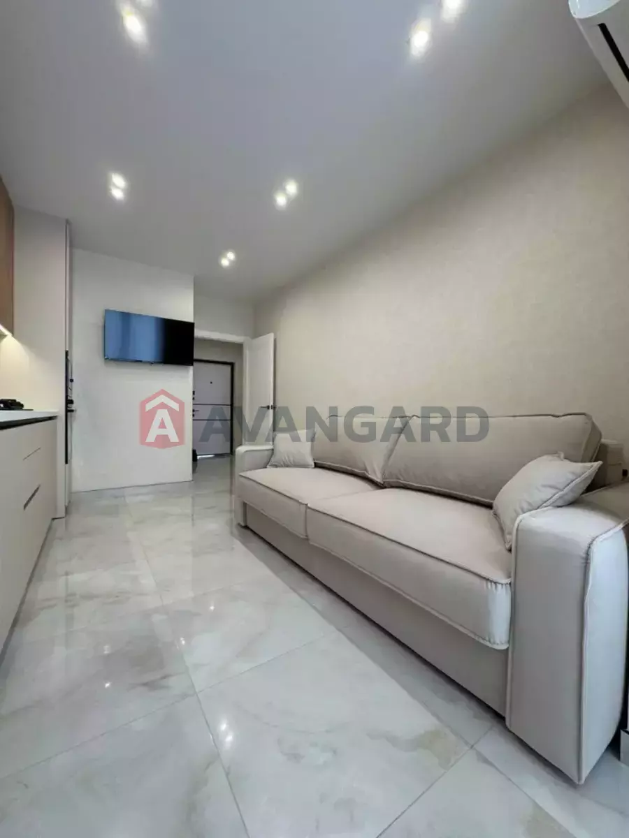 2 ����. ��������, 45/-/- ��. �., 8/10 ���� ���� 4