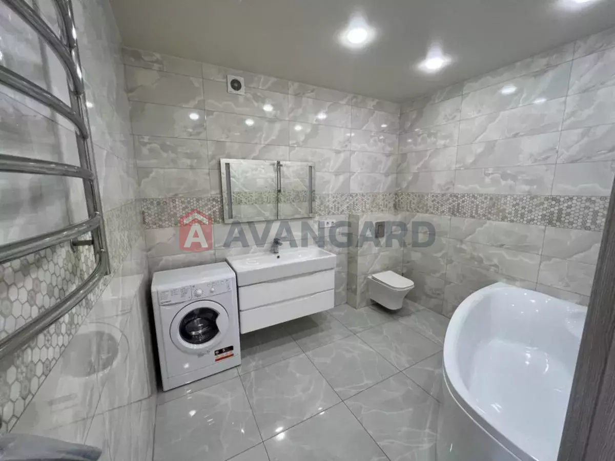 2 ��. ��������, 70/-/35 ��. �., 3/10 ������ ���� 3