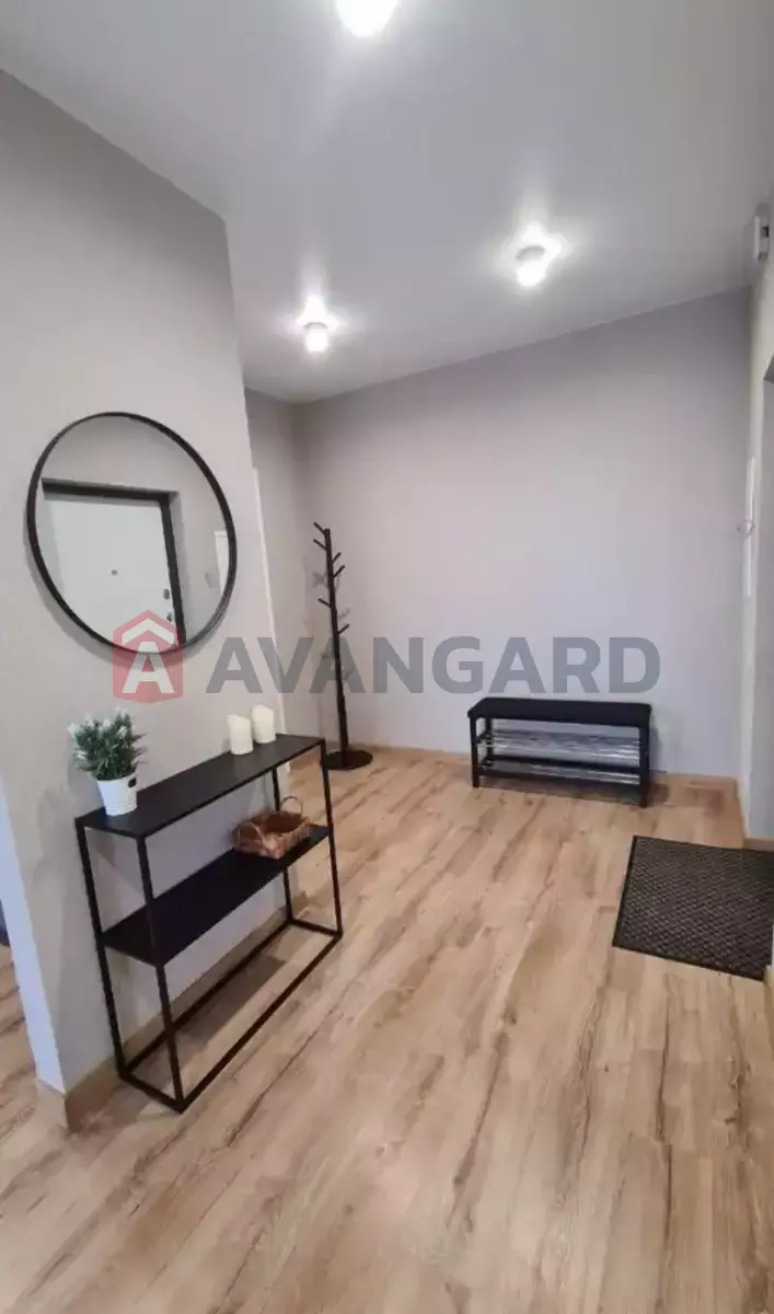 2 ��. ��������, 55/-/15 ��. �., 9/10 ������ ���� 3