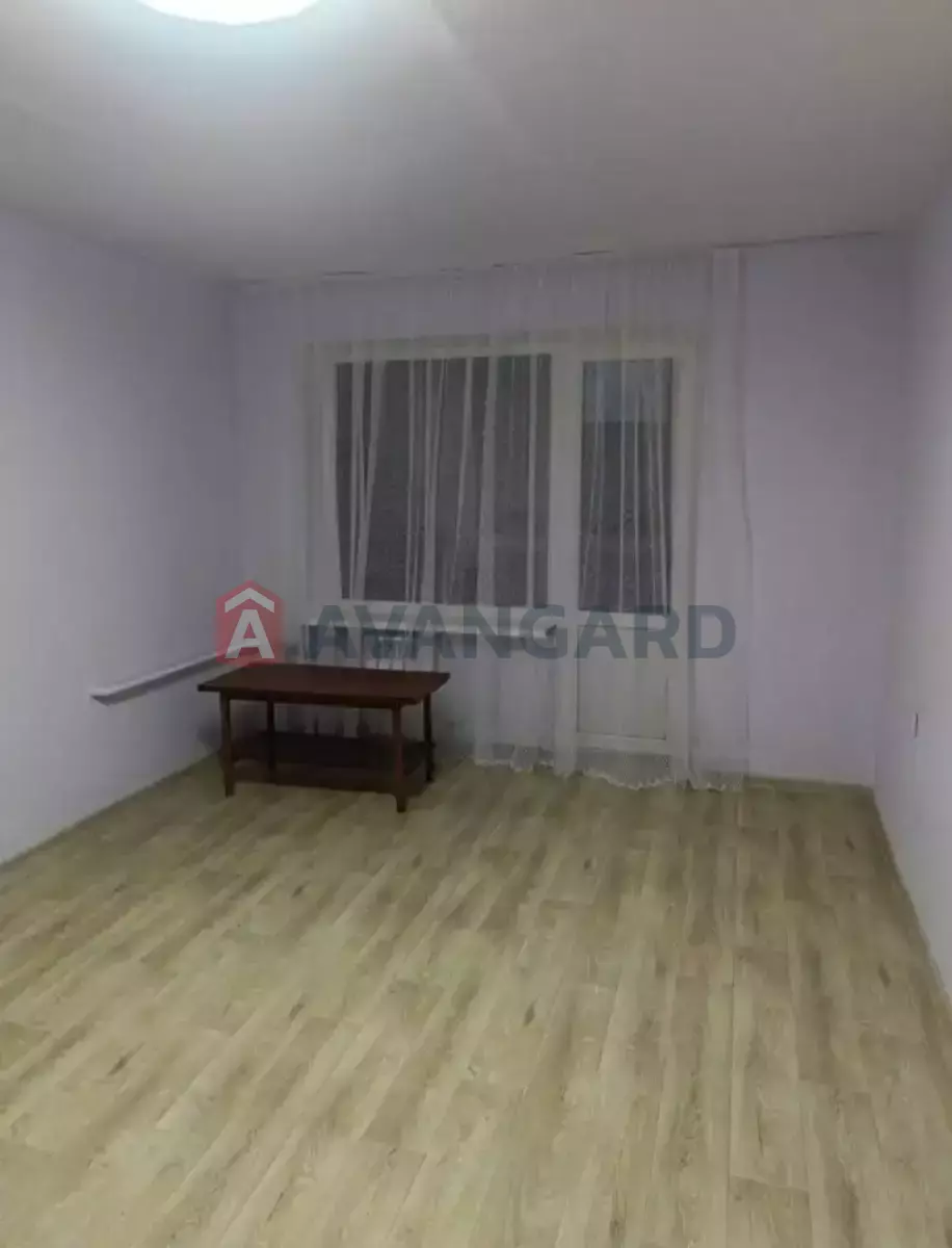 2 ��. ��������, 46/28/8 ��. �., 10/10 ������ ���� 5