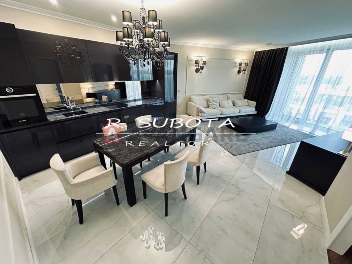 3 ��. ��������, 94/-/- ��. �., 8/22 ������ ���� 7