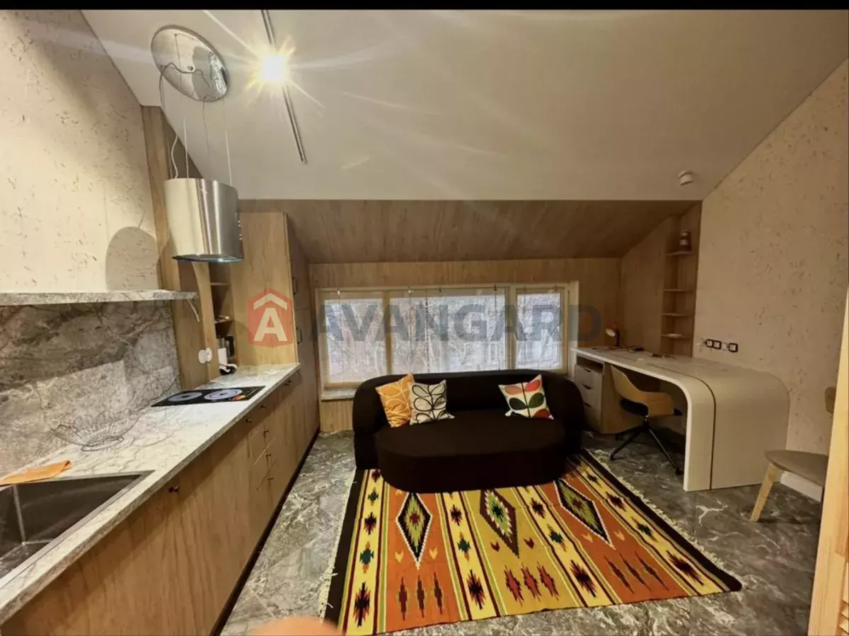 2 ��. ��������, 42/-/42 ��. �., 3/3 ������ ���� 7