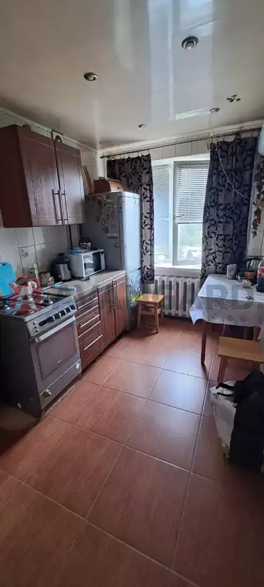 2 ��. ��������, 45/-/8 ��. �., 9/9 ������ ���� 1