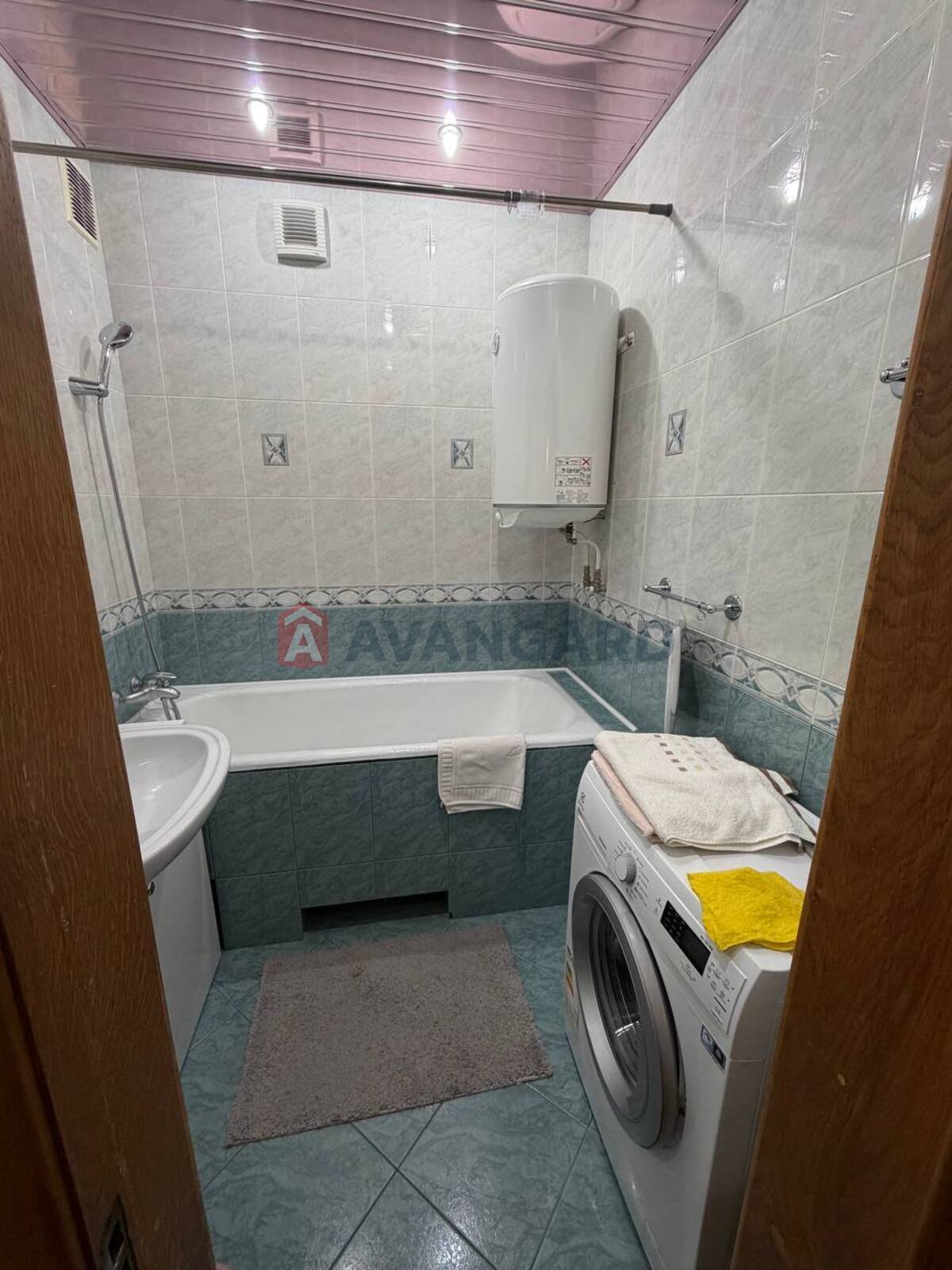 2 ��. ��������, 72/35/12 ��. �., 7/9 ������ ���� 9