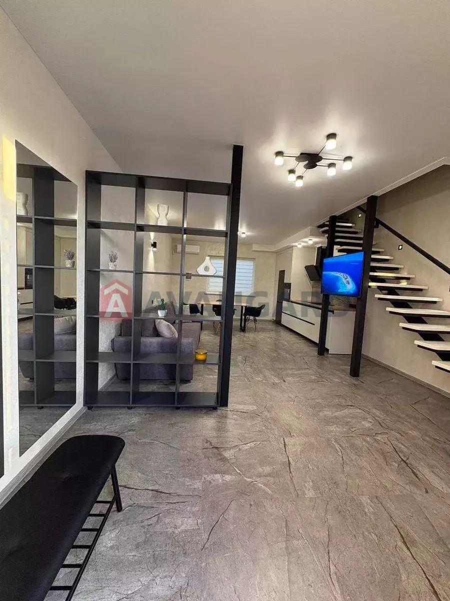 �������, 80 ��.�. ���� 7