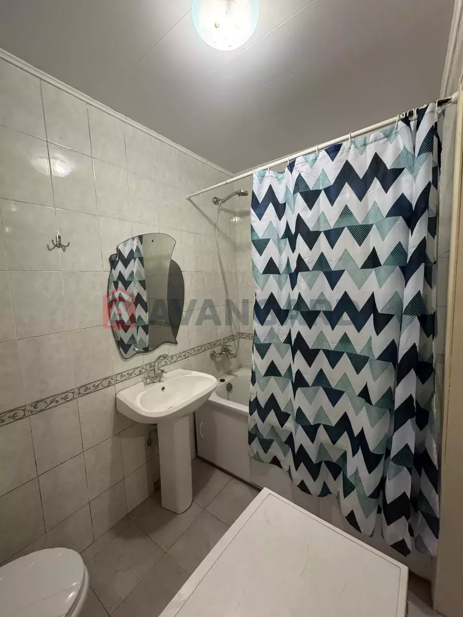 ������� �������, 30 ��.�. ���� 8