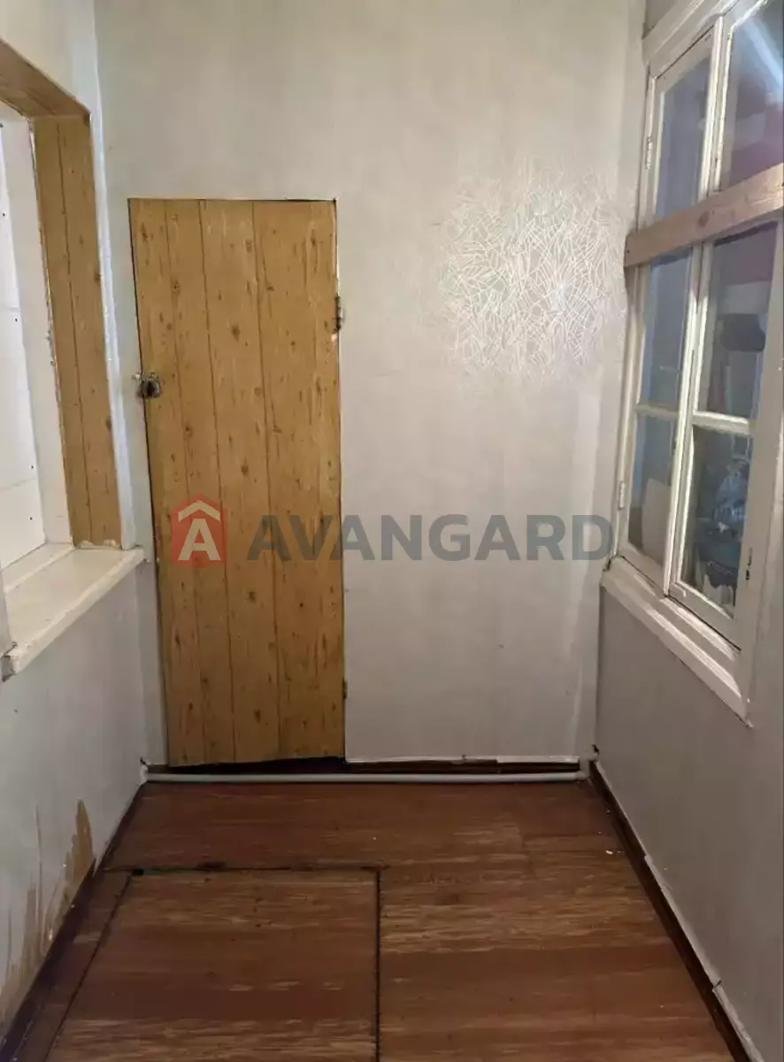 ������� �������, 70 ��.�. ���� 6