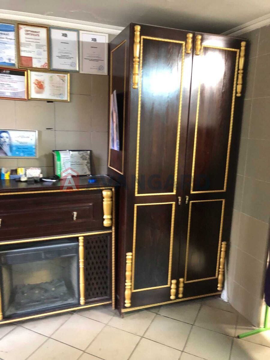 �������, 100 ��.�. ���� 15