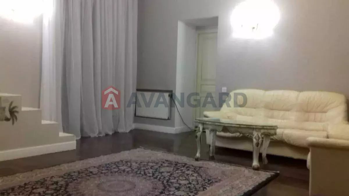 �������, 200 ��.�. ���� 5