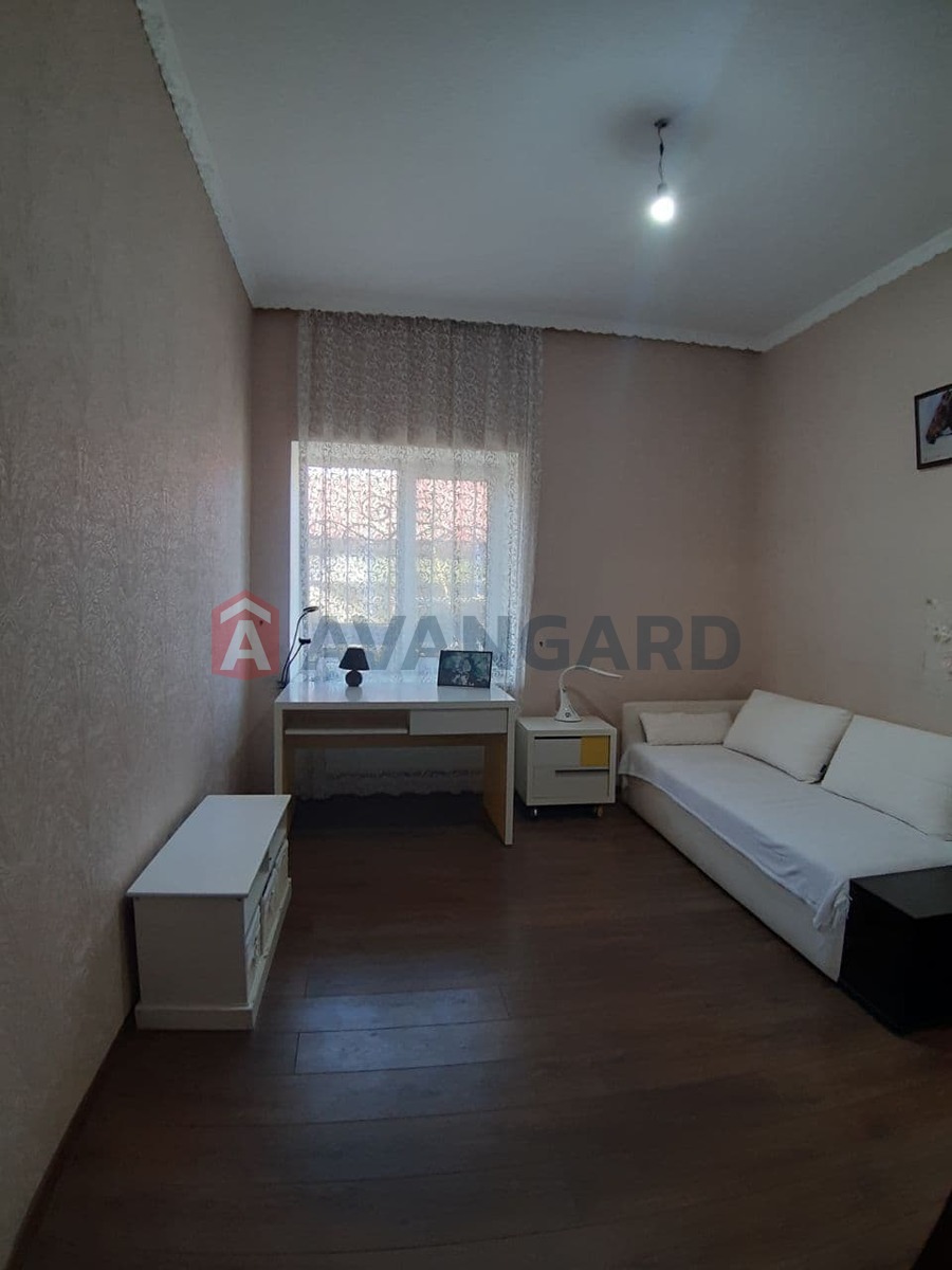 �������, 228 ��.�. ���� 9