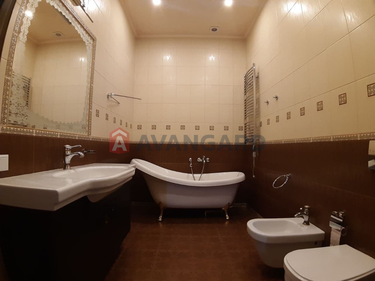 �������, 228 ��.�. ���� 11