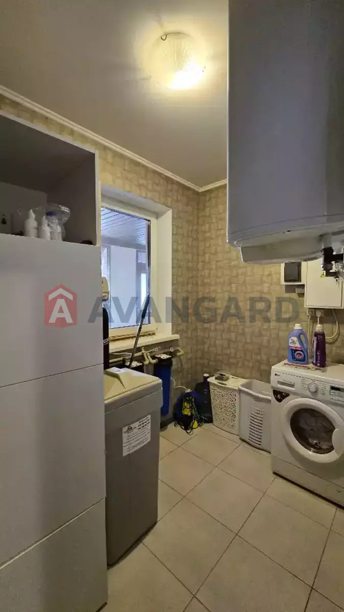 �������, 137 ��.�. ���� 18