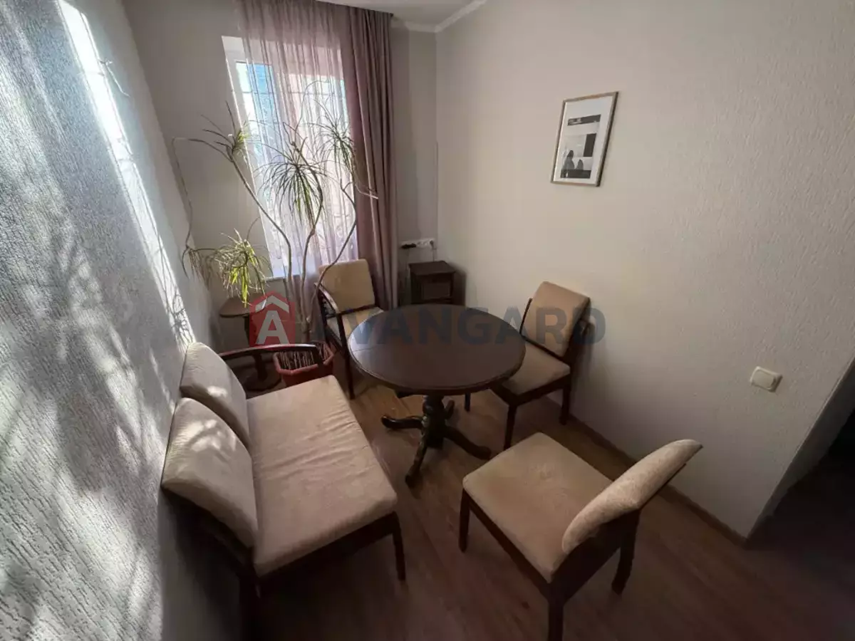 �������, 160 ��.�. ���� 8