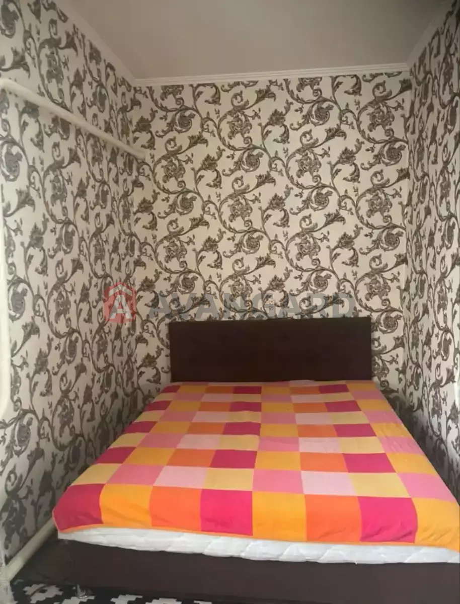 �������, 120 ��.�. ���� 13