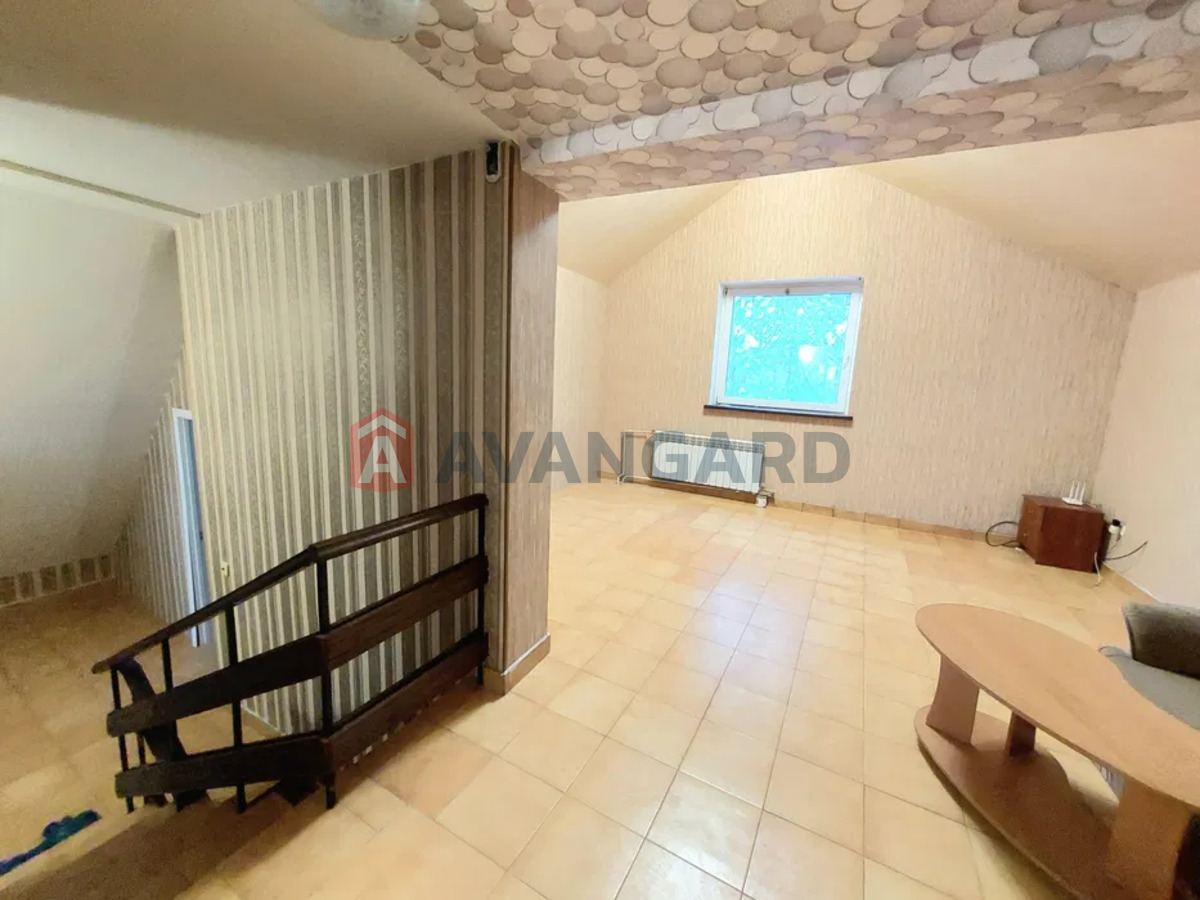 �������, 350 ��.�. ���� 14