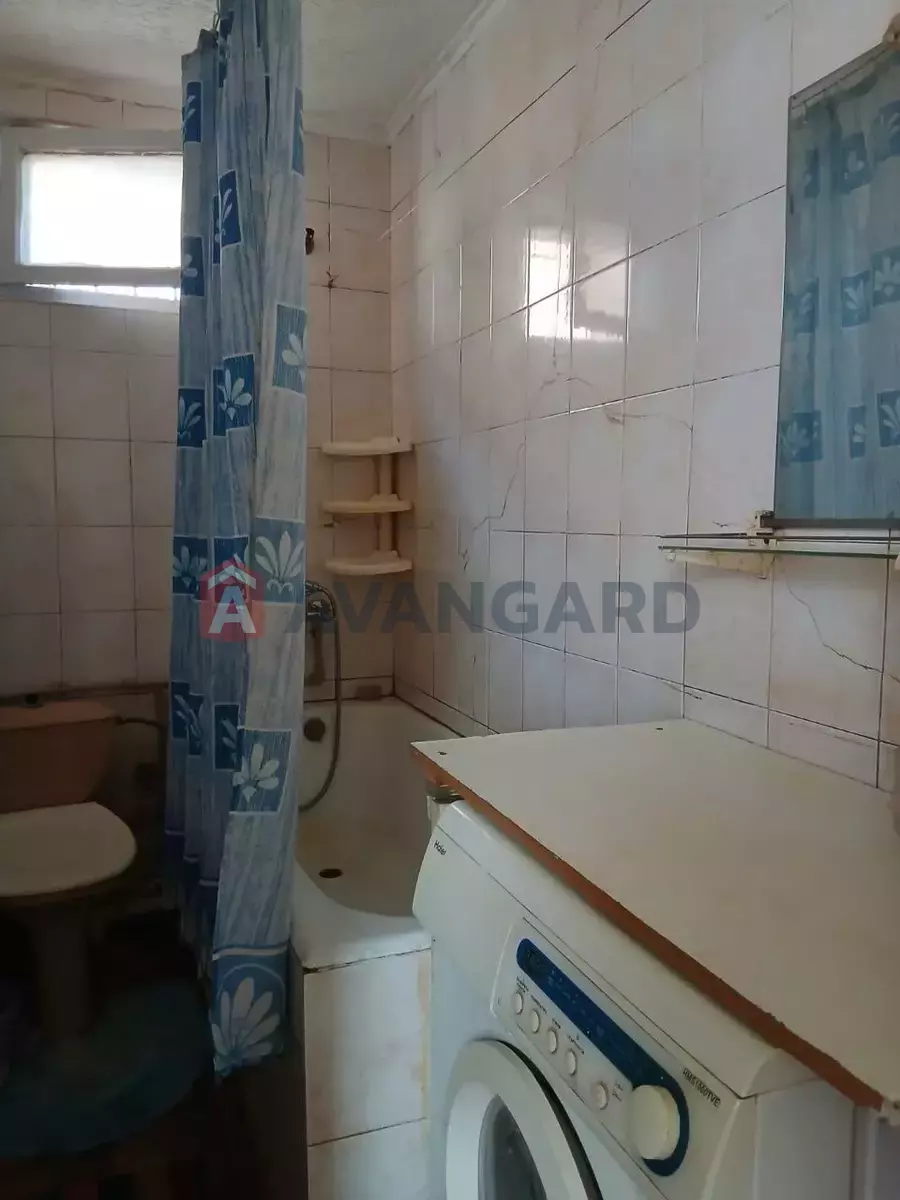 ������� �������, 40 ��.�. ���� 4