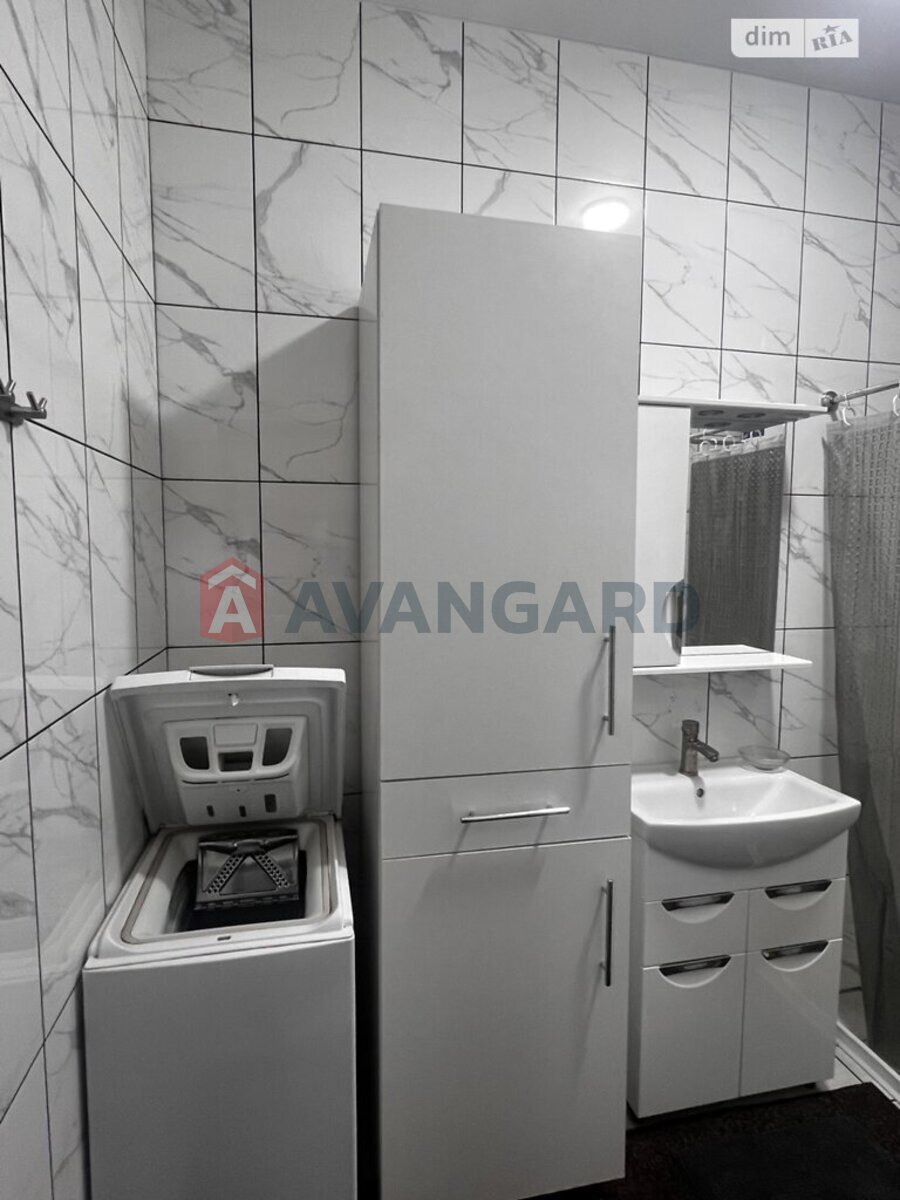 ������� �������, 60 ��.�. ���� 4