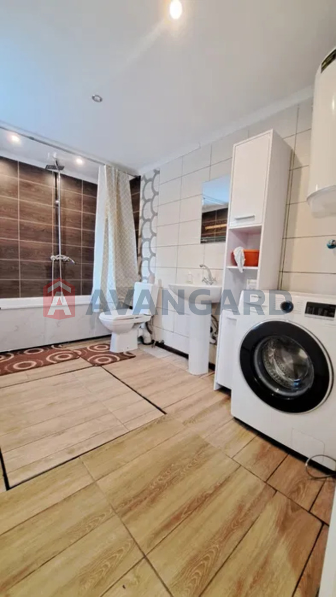 �������, 75 ��.�. ���� 1