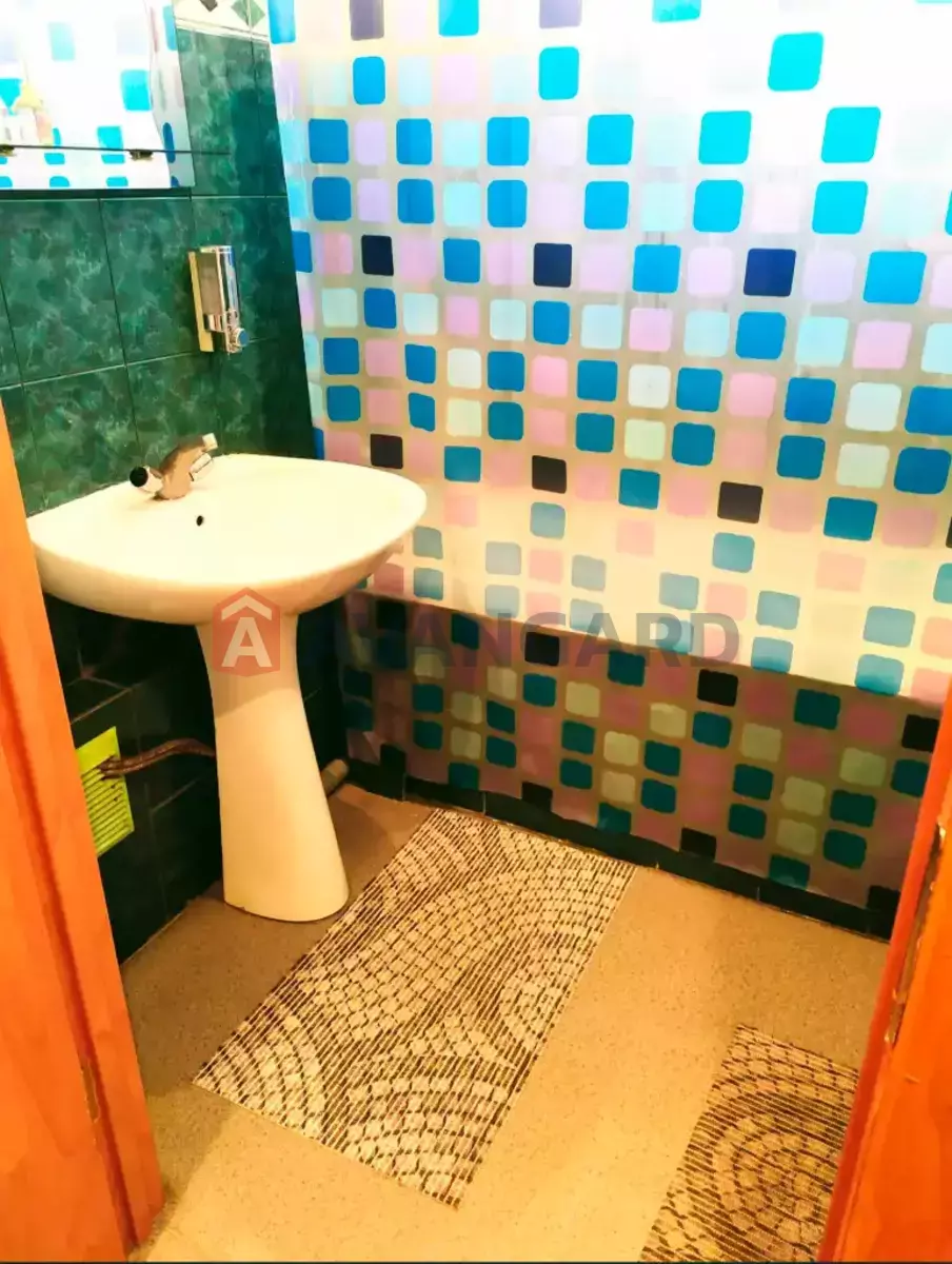 ������� �������, 70 ��.�. ���� 7