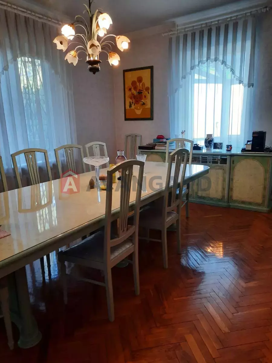 �������, 320 ��.�. ���� 2