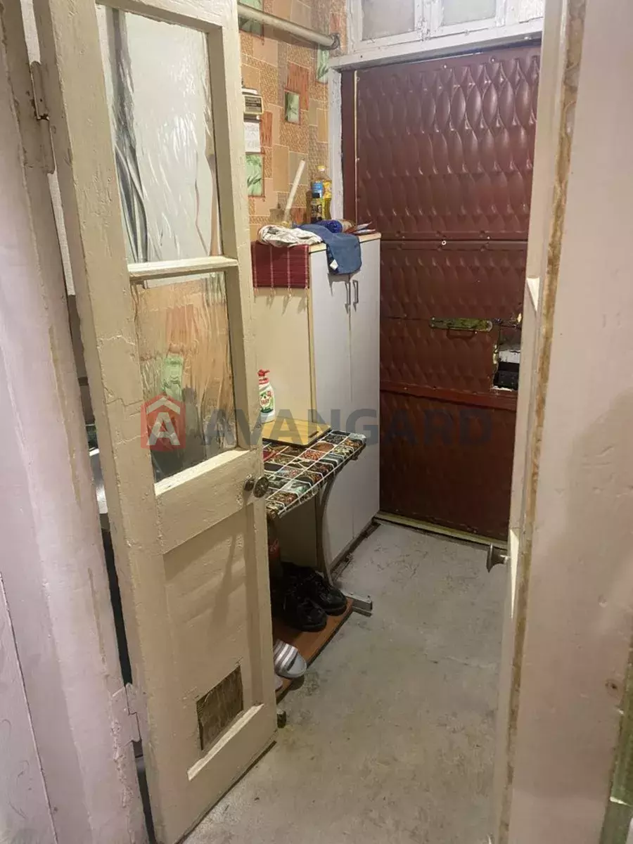 ������� �������, 35 ��.�. ���� 7