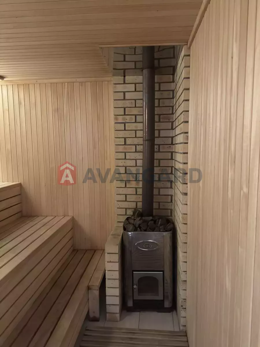 �������, 300 ��.�. ���� 3