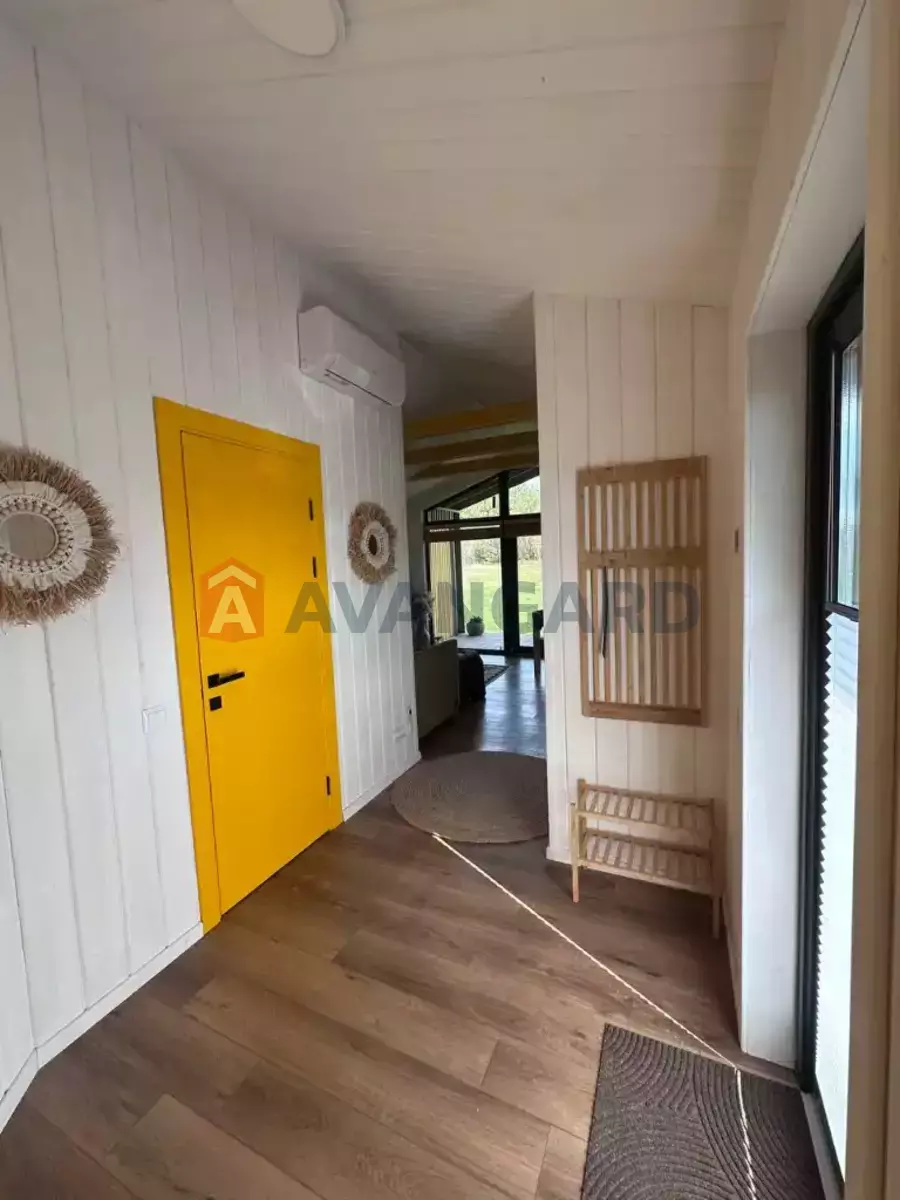 �������, 40 ��.�. ���� 2