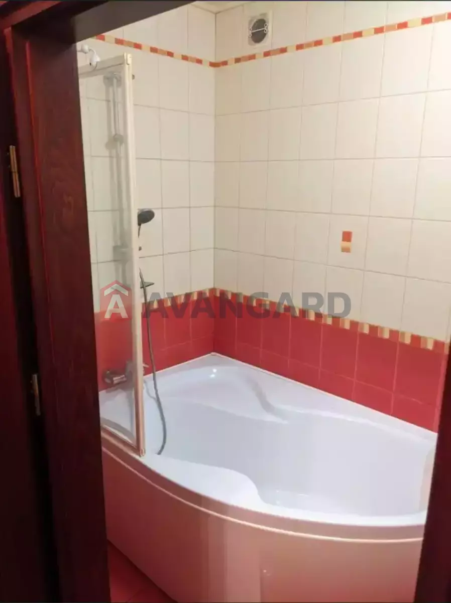 �������, 150 ��.�. ���� 17