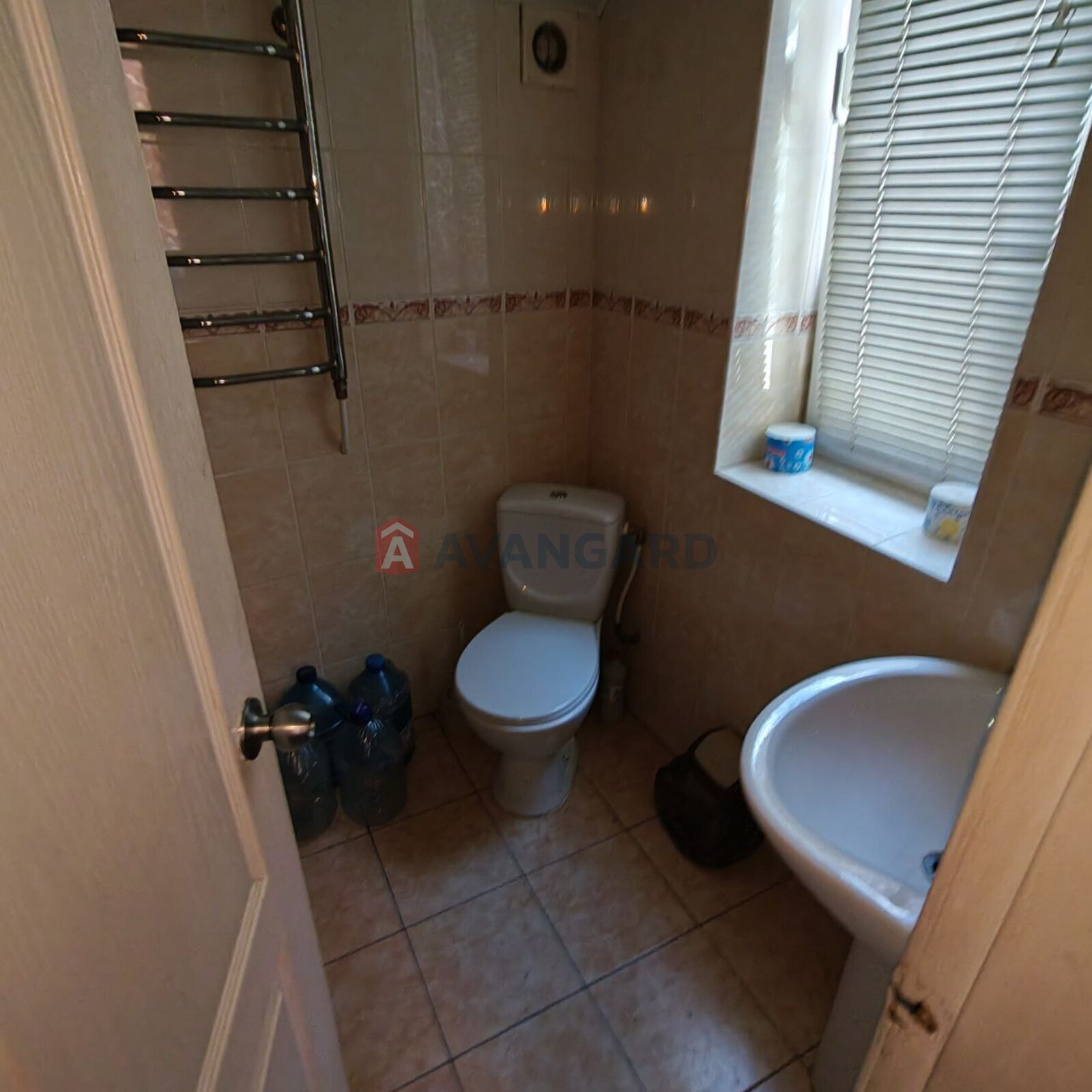 �������, 70 ��.�. ���� 7