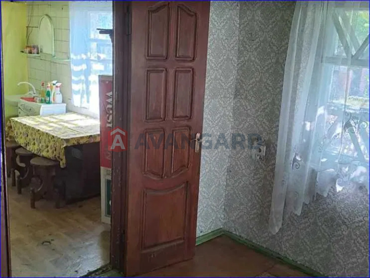 �������, 114 ��.�. ���� 9