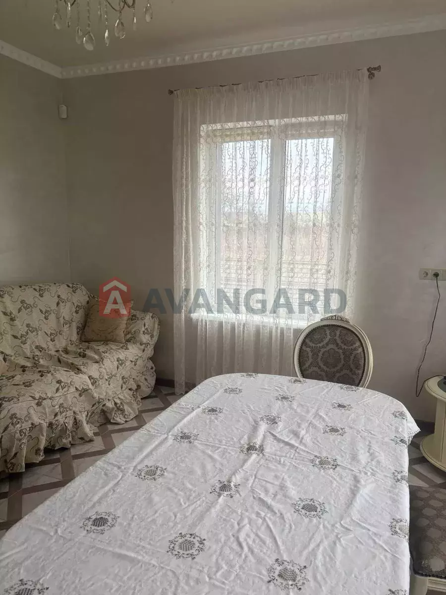 �������, 160 ��.�. ���� 12