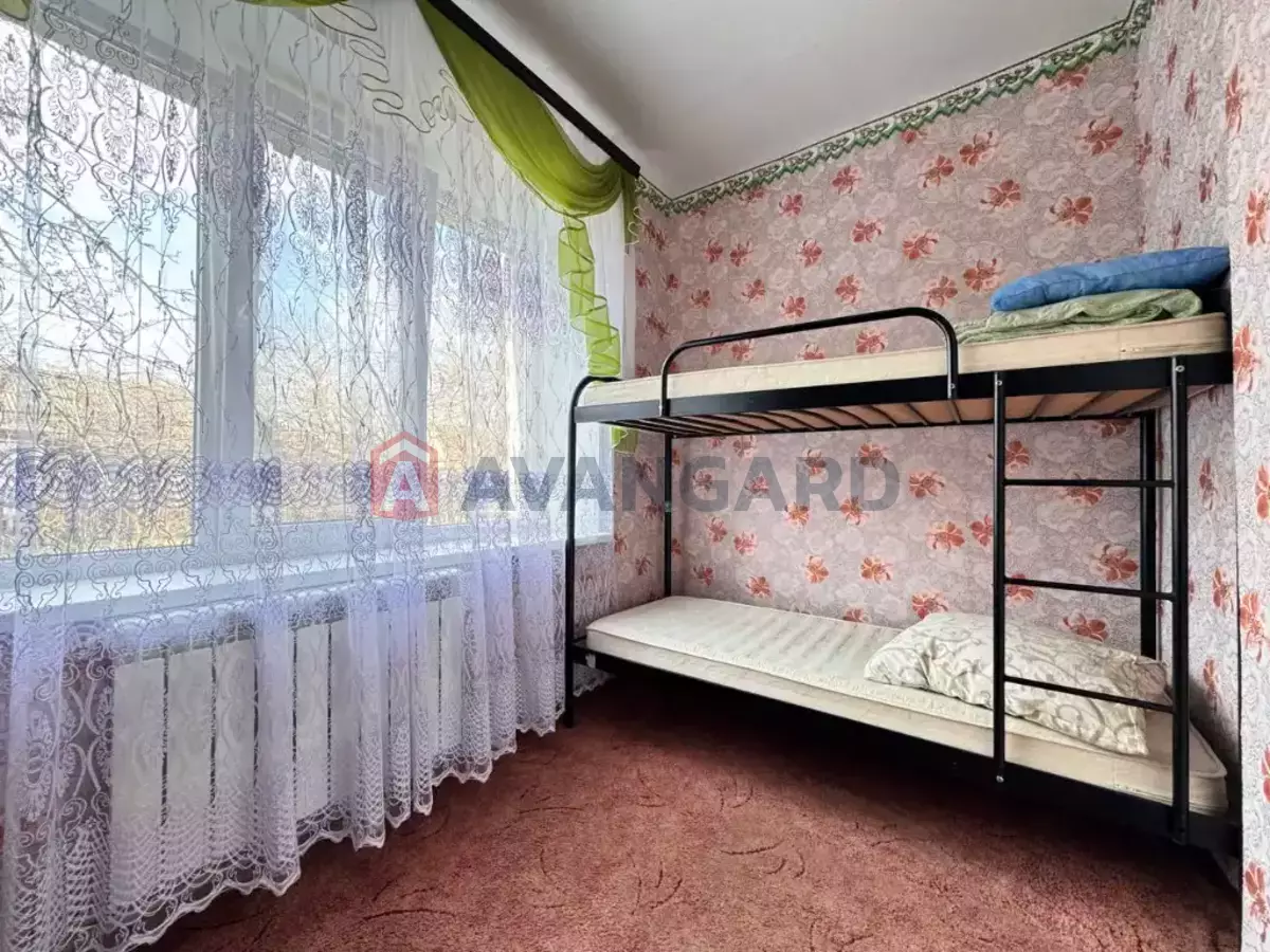 ������� �������, 18 ��.�. ���� 10