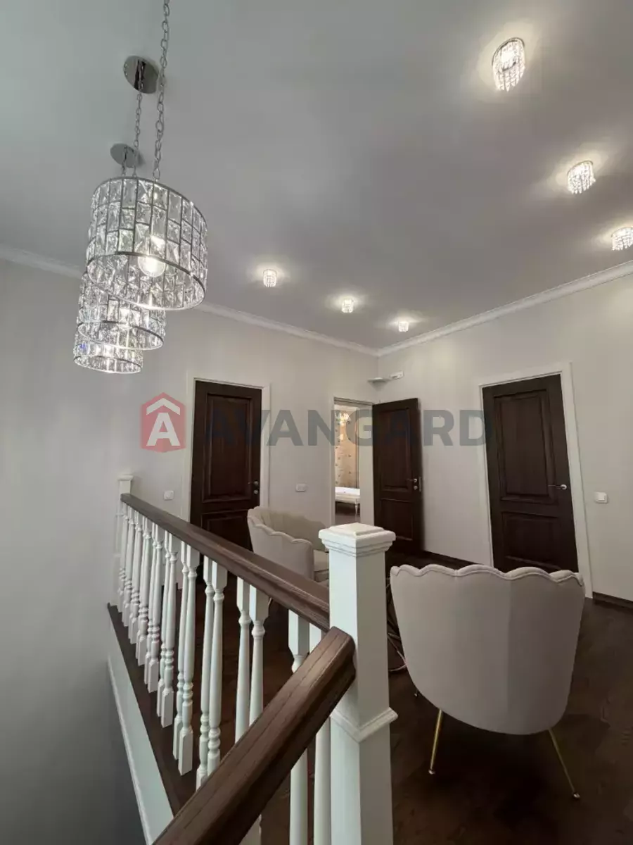 �������, 216 ��.�. ���� 16