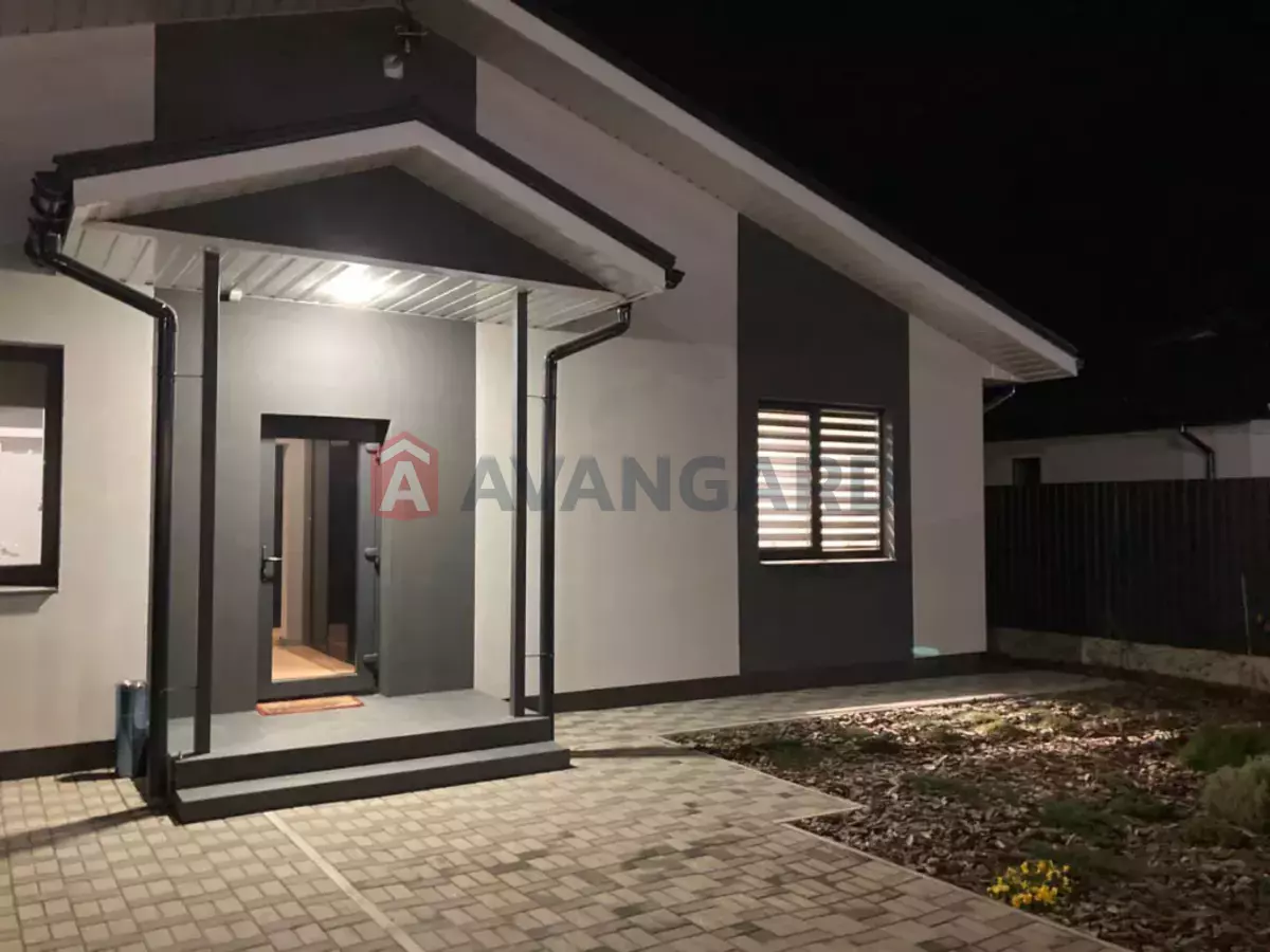 �������, 136 ��.�. ���� 11