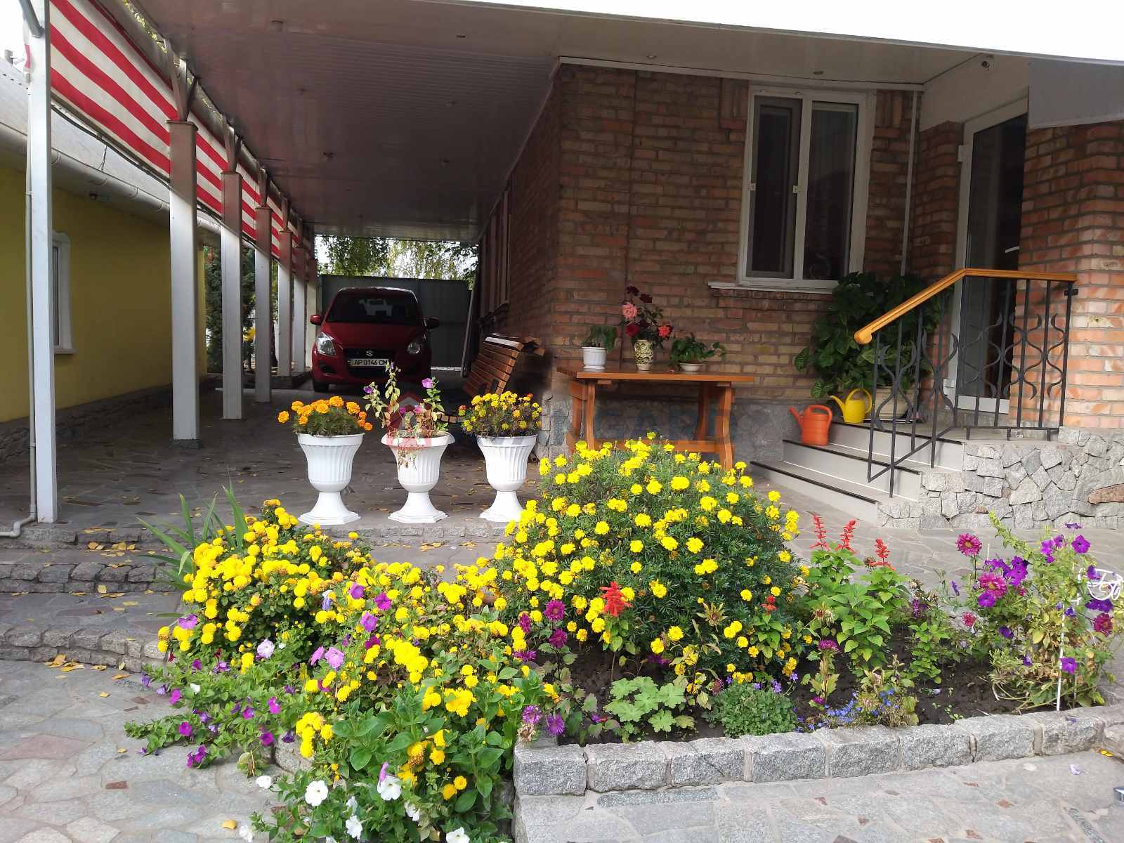 ������� �������, 70 ��.�. ���� 9