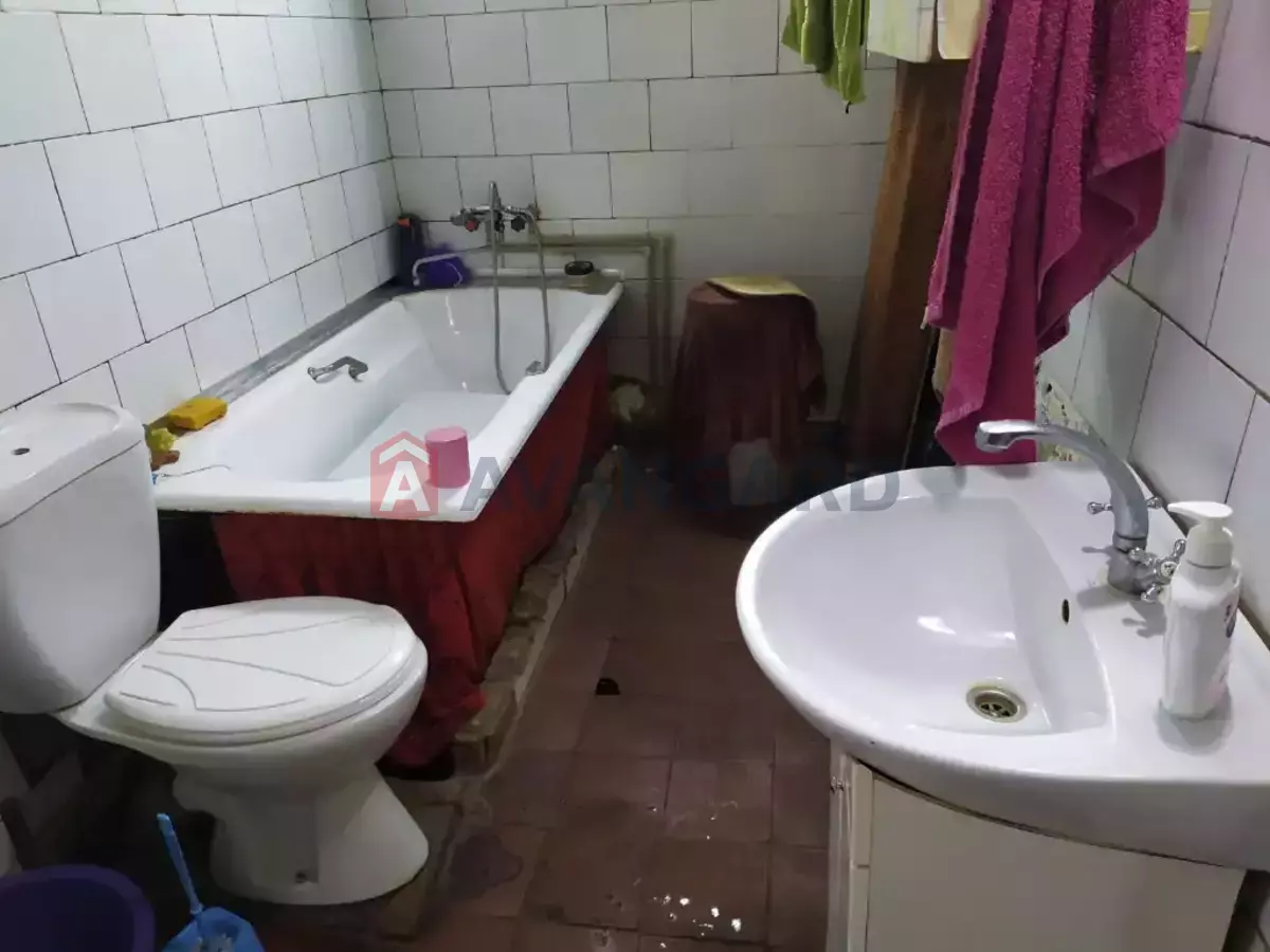 ������� �������, 40 ��.�. ���� 6