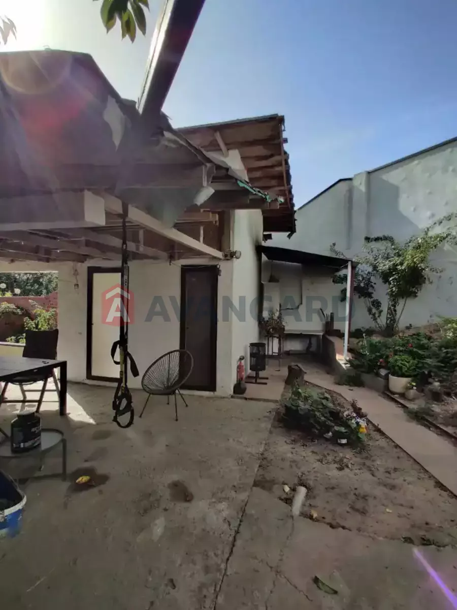 �������, 140 ��.�. ���� 11