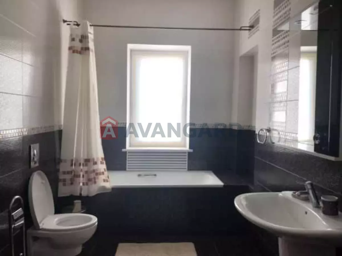 �������, 240 ��.�. ���� 15