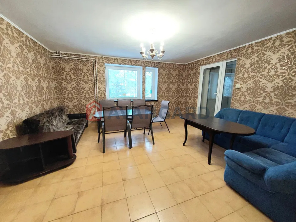 �������, 350 ��.�. ���� 7