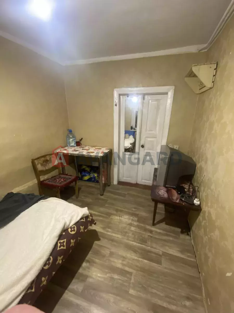 ������� �������, 35 ��.�. ���� 6