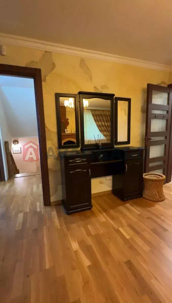 �������, 161 ��.�. ���� 12