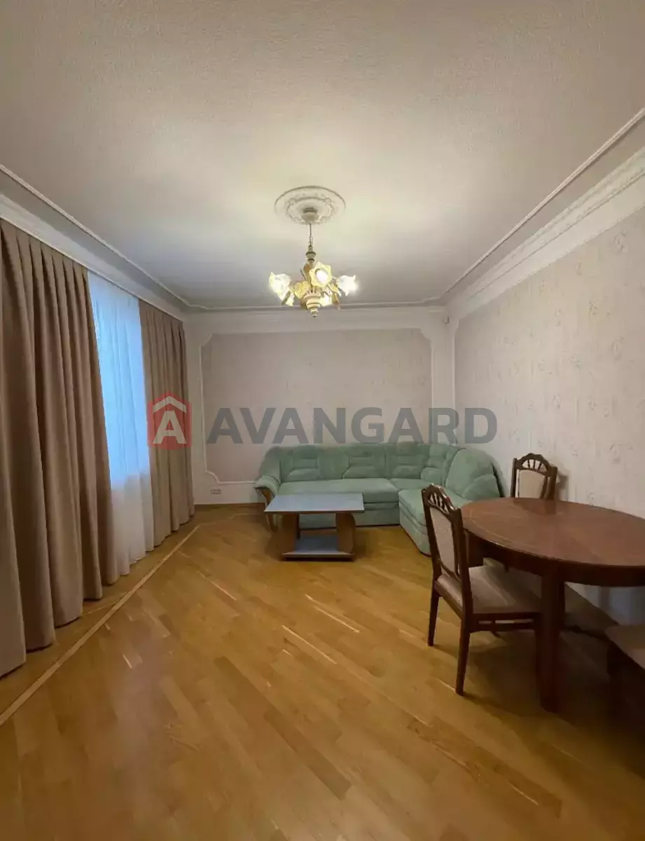 �������, 105 ��.�. ���� 11