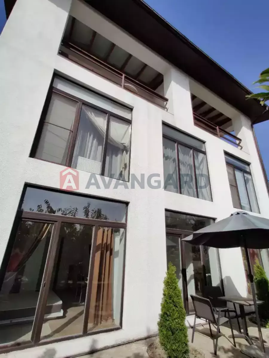 �������, 140 ��.�. ���� 1