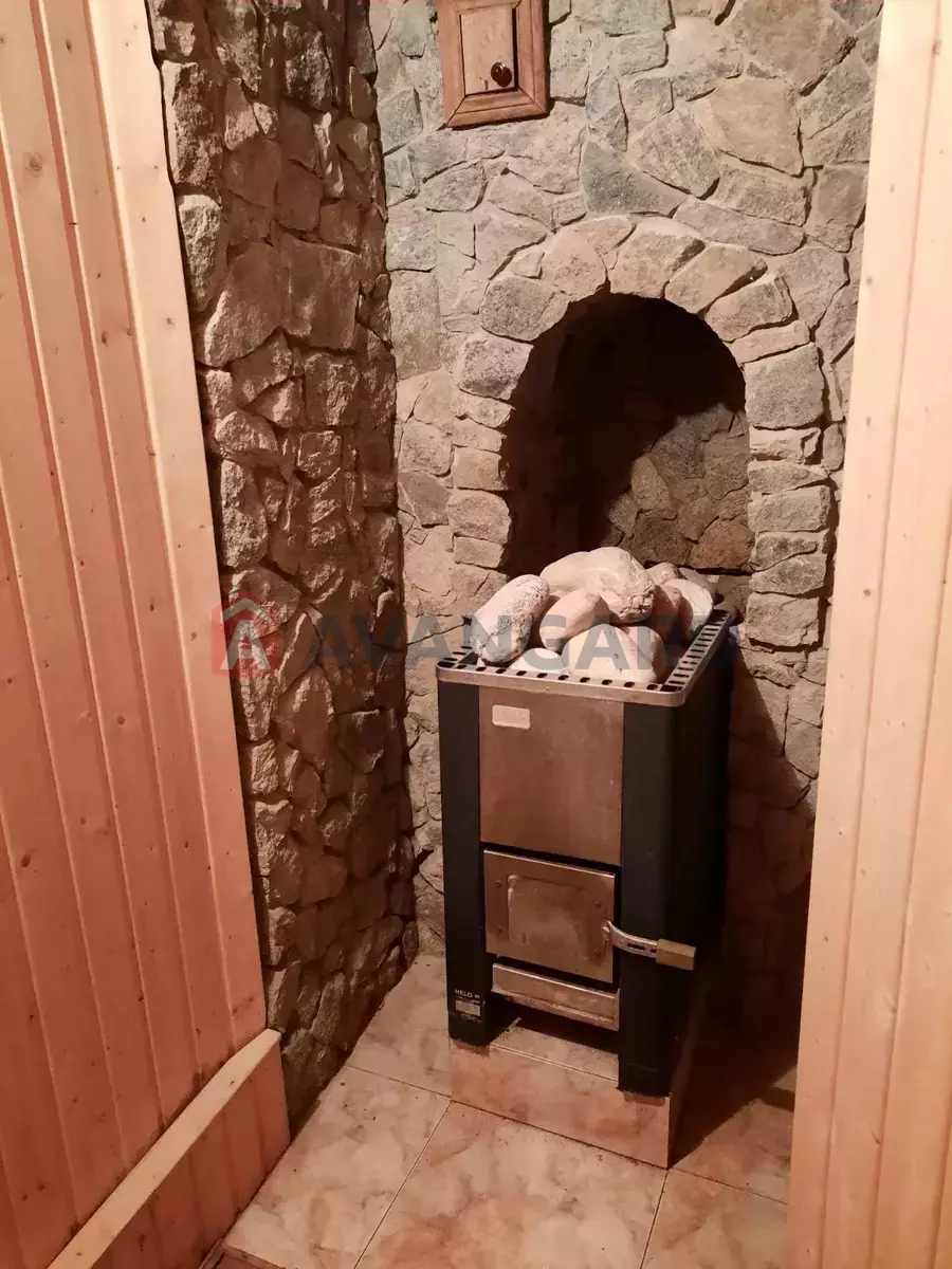 �������, 320 ��.�. ���� 16