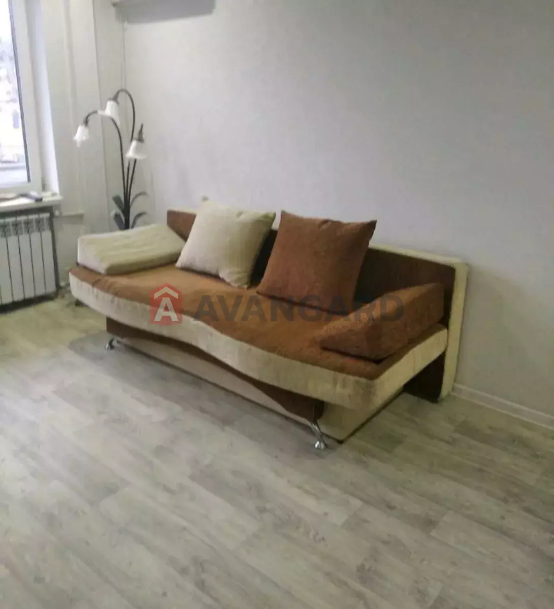 �������, 50 ��.�. ���� 9